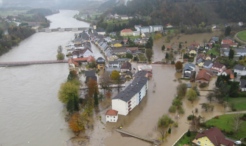 Bild Überschwemmung im Dorfgebiet
